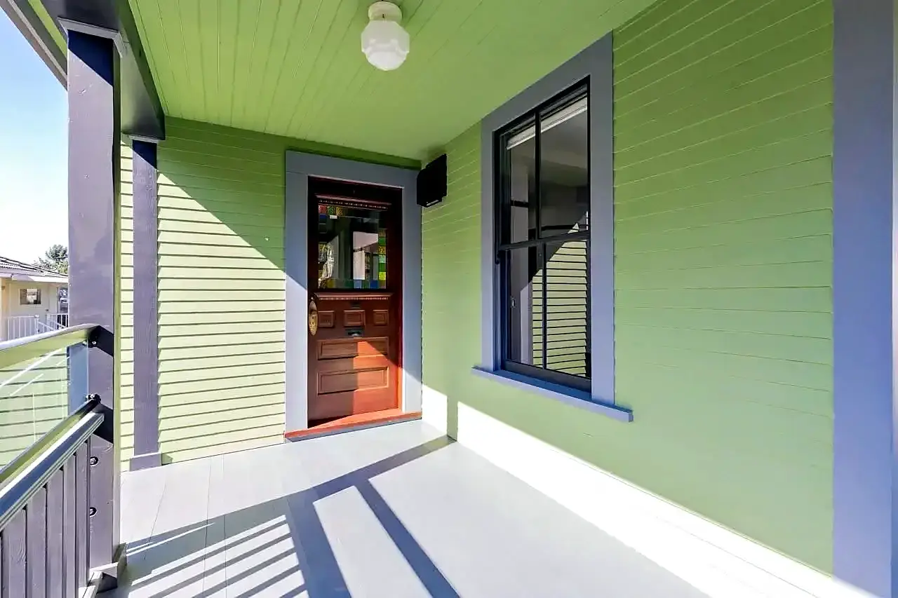 1024 Oxford St porch and entry door detail