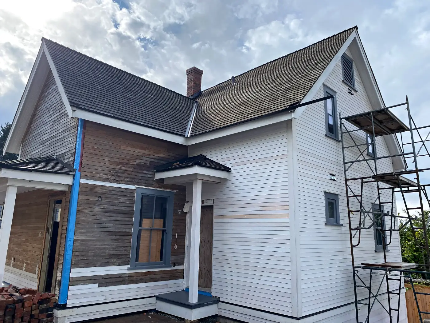 1024 Oxford St before restoration